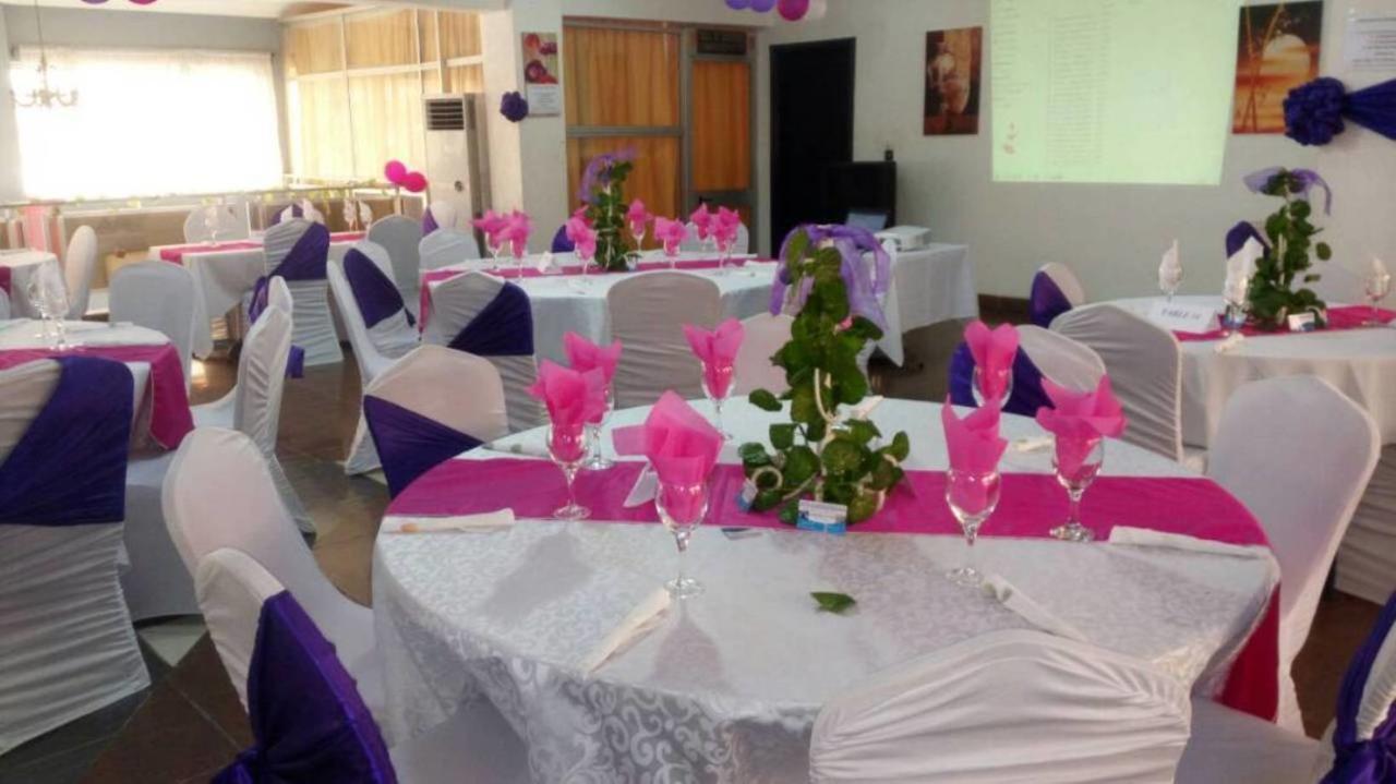Riviera Hotel Benin Cotonou Exterior foto