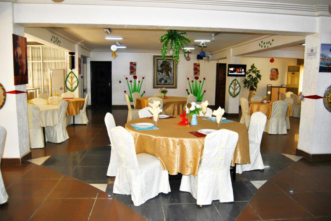 Riviera Hotel Benin Cotonou Exterior foto